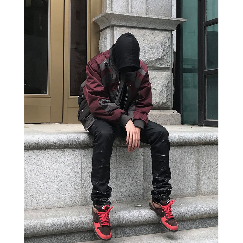 复古与机能交织:春秋季MA-1飞行夹克引领『街头潮流』