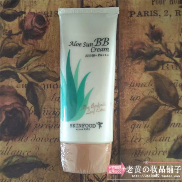 Kem chống nắng dưỡng ẩm lâu dài Aloe Vera BB Cream Hàn Quốc 50g Skin Food SPF50 ++ - Kem BB