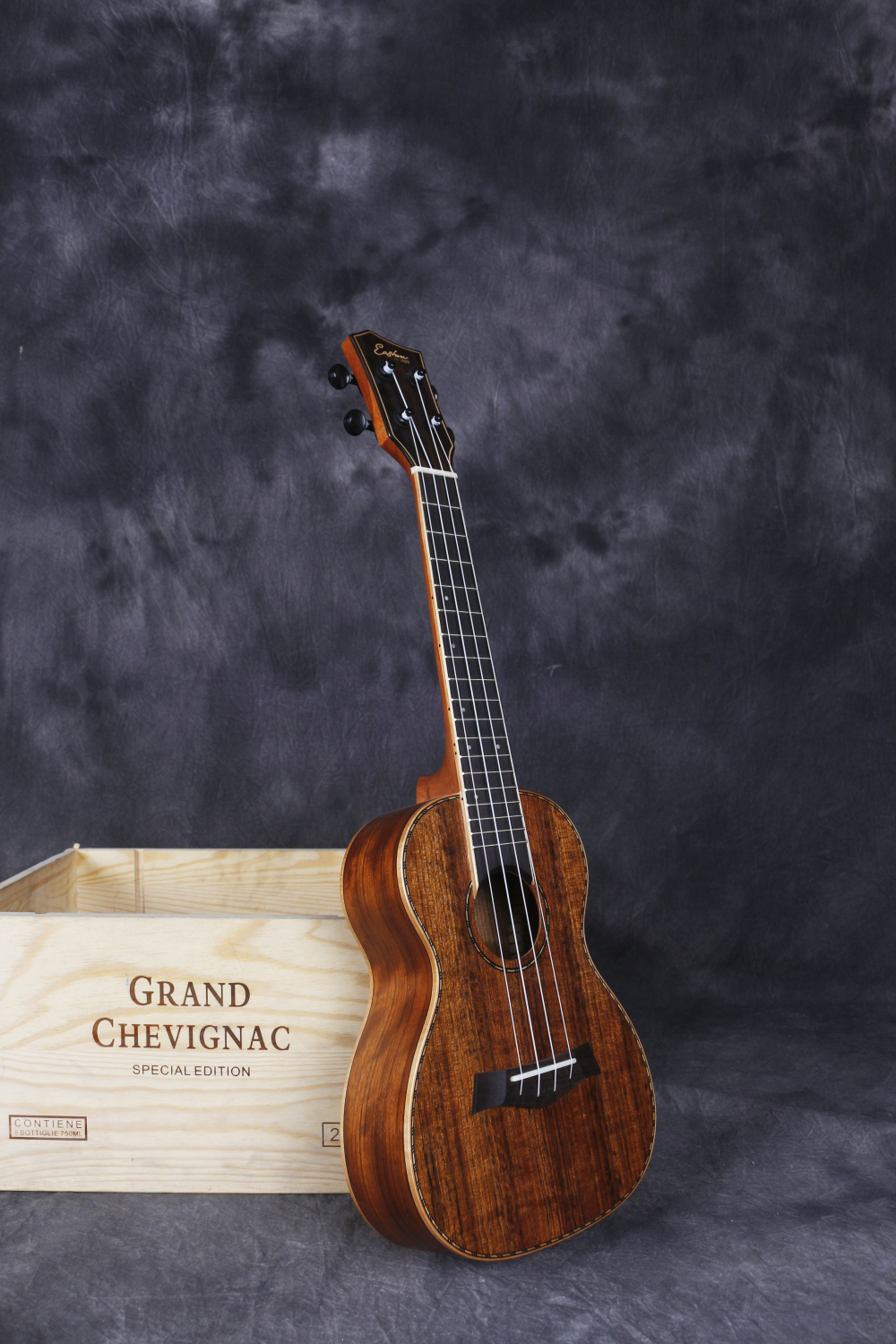 Ukulele beginner 23 inch male and female student small guitar Children adult Ukulele entry small guitar