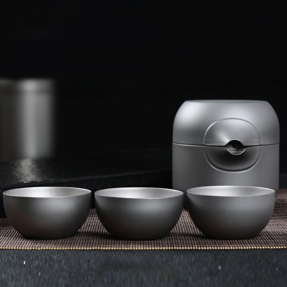 Pure titanium Kung Fu travel tea set Cover bowl Fair Cup Outdoor tea maker Portable quick cup Double-layer tea pot