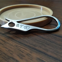 Custom lovers car key buckle waist hanging creative lettering integrated moulded stainless steel key button male not easy to deform