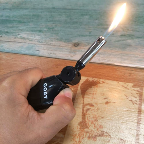 Creative Can Buit Mini -Rotation Mini -Rotation может быть полна газа с небольшим ароматным воском.