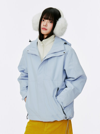 Burgenland chaqueta tres en uno para mujer Otoño e Invierno 2025 nueva chaqueta con capucha desmontable para exteriores de tres pruebas a la moda