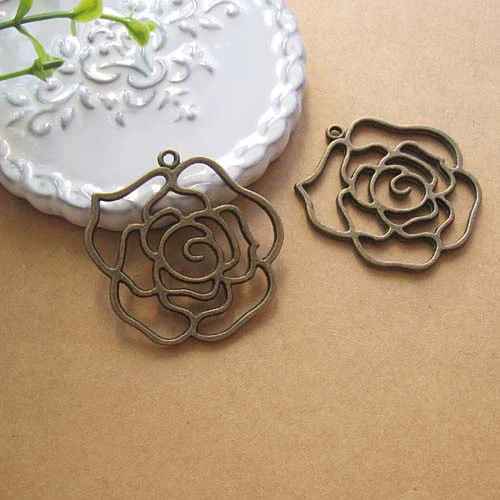 Ретро аксессуар ручной работы, бронзовые аксессуары, медная подвеска, в цветочек