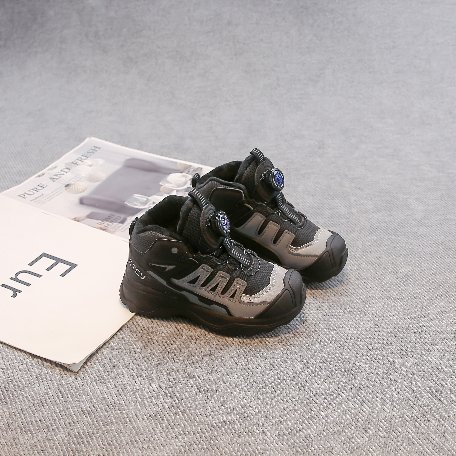 Nike LeBron XX——勒布朗二十载荣耀的专门战靴