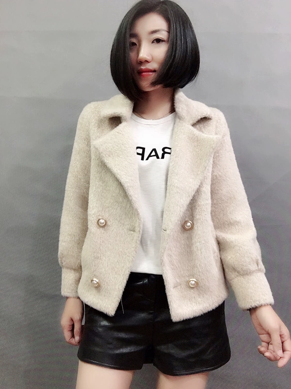 Phần thưởng cho thấy mùa đông thanh lịch mới mỏng bờm vàng ngắn chiếc áo khoác nhung nữ áo khoác nữ 66R2