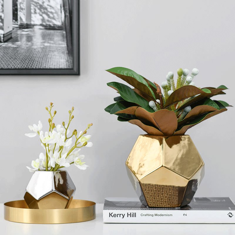 Nordic modern minimalist light luxury geometric vase tea table dining table floral decoration model house sales office soft decoration