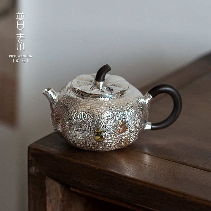Pusu Vintage Gourd-Shaped Sterling Silver Teapot, Retro Style, Gold-Plated, Japanese Style, Handmade, One-Piece Kung Fu Tea Set Pusu Vintage Gourd-Shaped Sterling Silver Teapot, Retro Style, Gold-Plated, Japanese Style, Handmade, One-Piece Kung Fu Tea Set