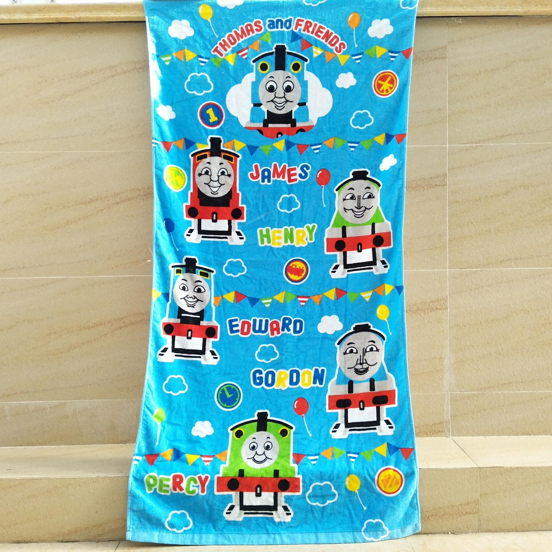 Foreign trade tail single pure cotton cartoon children bath towels full cotton children beach towels pure cotton cut down soup mais