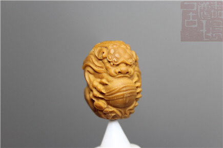 Olive Core Carving Lion Hydrangea Hand-carved Single Pendant Everything Wish Vajra Bodhi Star and Moon Accessories