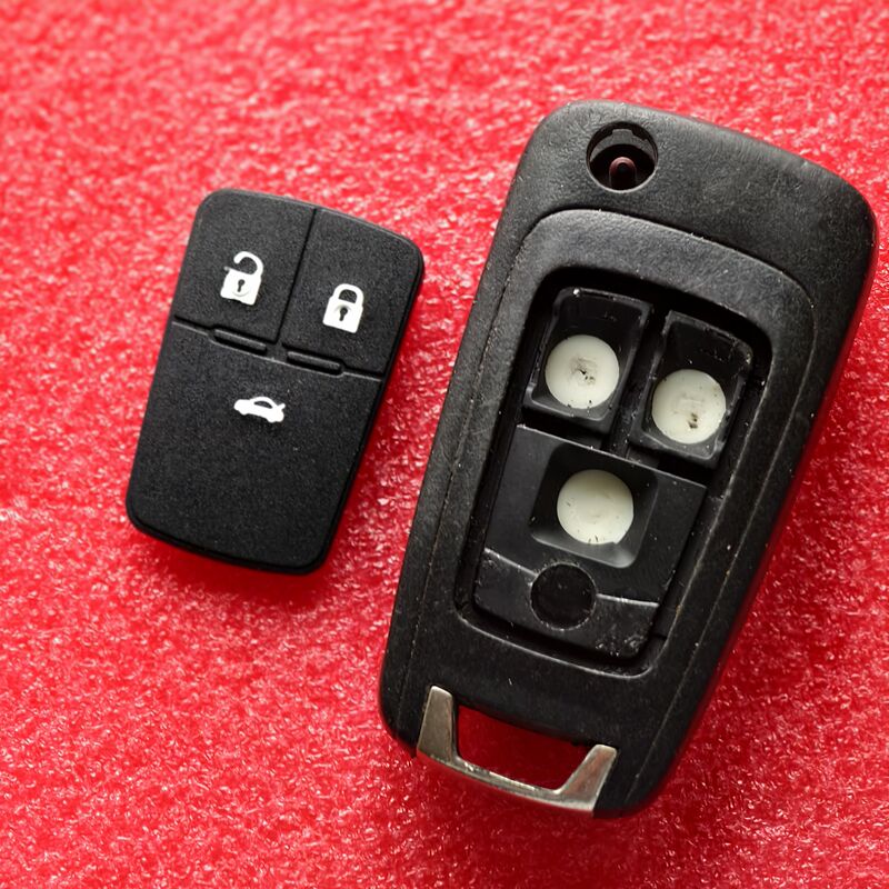 Chevrolet Cavalier, Cruze, Sail 70% off Key Fob Remote Control Button Cover for New Epica/Insignia
