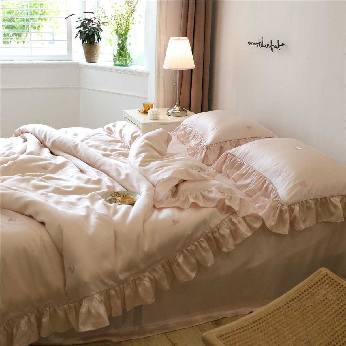 One smear tenderness 60 Lean Sky Silk Four Pieces Cherry Han Style Embroidered Cream Pink Silk Slip Double Kit