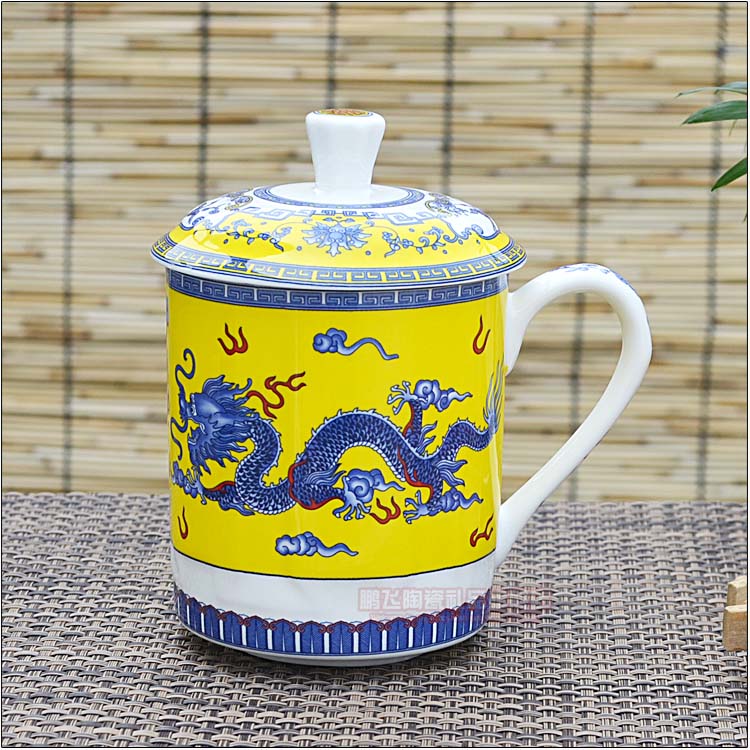Jingdezhen ceramic pastel tea cup with lid bone china water cup blue and white porcelain conference gift office cup double dragon