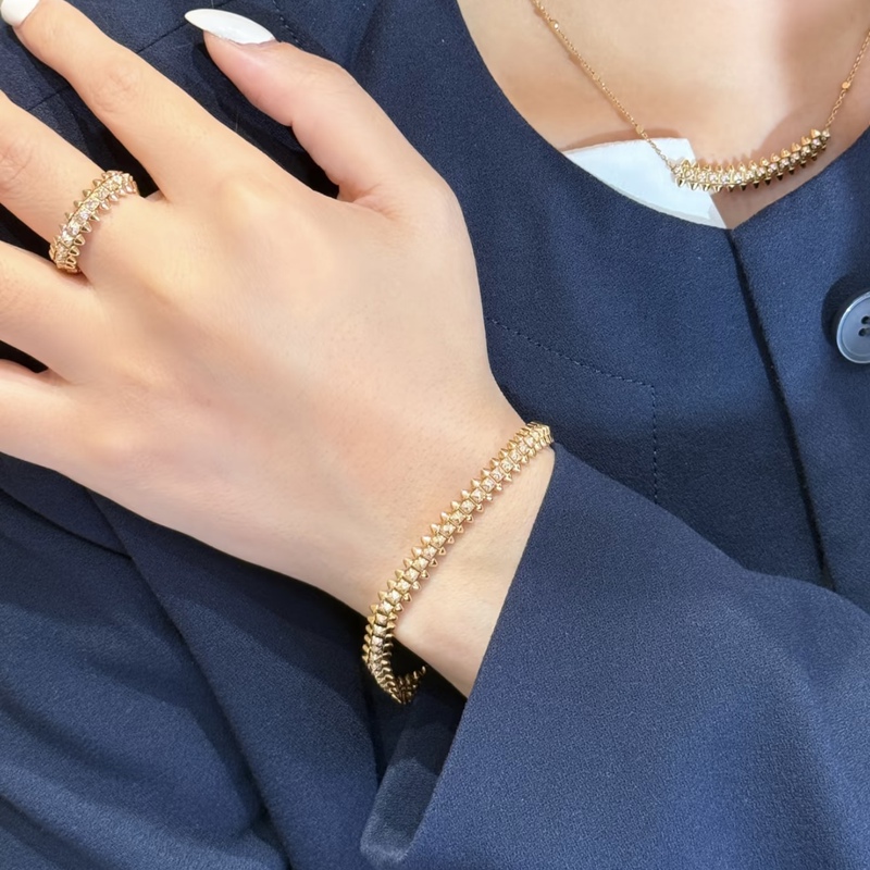 Cartier Clash De Rose Gold Small Full Diamond-Studded Rivet Bracelet N6728517 Cartier Clash De Rose Gold Small Full Diamond-Studded Rivet Bracelet N6728517
