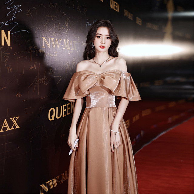 One-shoulder evening dress female 2022 new celebrity dress skirt high-end dress high-end banquet satin dress autumn