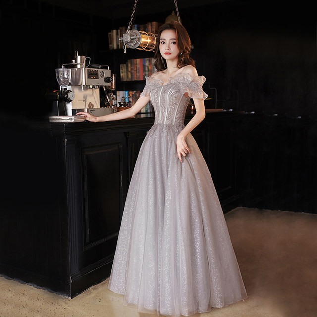 High-end evening dress women's autumn light luxury high-end niche design noble texture princess evening dress one-shoulder dress