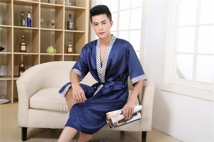 Áo choàng cao cấp cho nam mùa xuân và mùa thu dài tay áo lụa mỏng cho nam áo choàng tắm lụa mùa hè ngắn tay gợi cảm phục vụ nhà áo choàng ngủ nam nữ