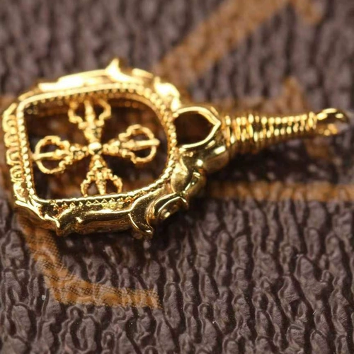 Демон Демон Дагуа Кинг Конг Стир и Итальянский мастерство 8 тыс.