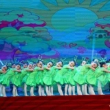 Костюмы светлячков Сяохэ на День защиты детей, танец светлячков, светящаяся одежда, представление летающих насекомых