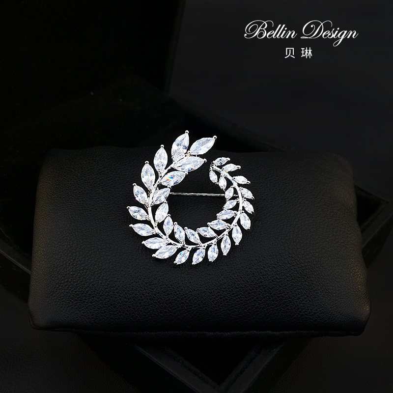 High-grade crystal wheat ear suit brooch small fragrance sweater accessories cardigan shawl buckle pin temperament corsage 3157