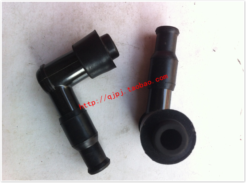 Qianjiang Zongshen Longxin Lifan tricycle accessories 10125150200 high pressure cap spark plug