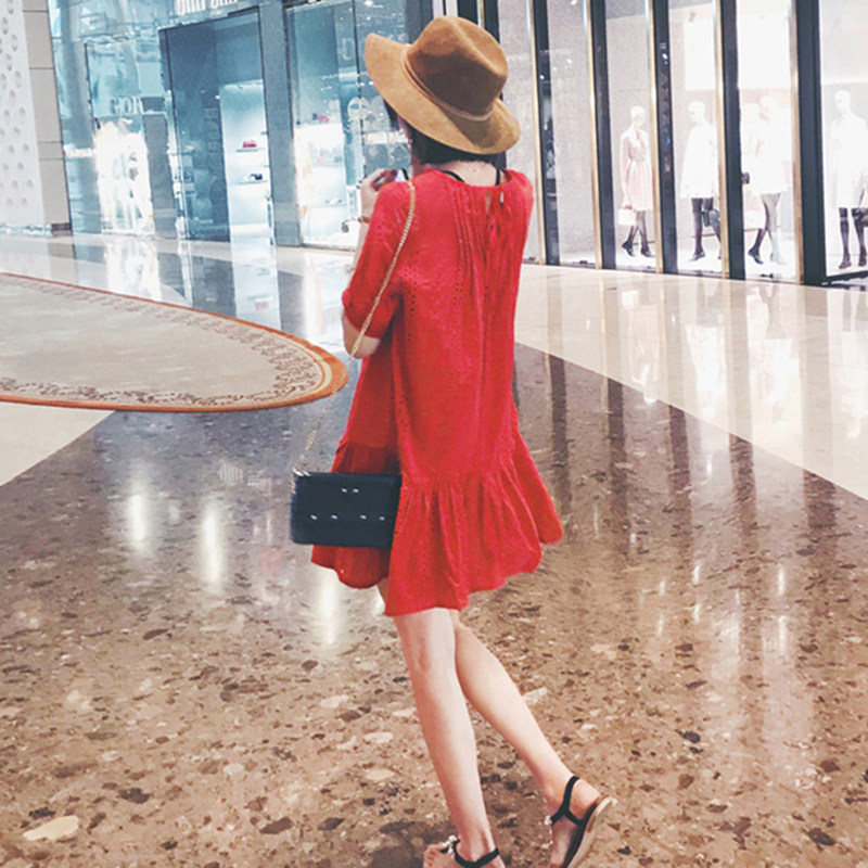 Red Lace Dress Woman 2022 Summer new small crowdcrowdHigh sense cashew slim temperament short dress