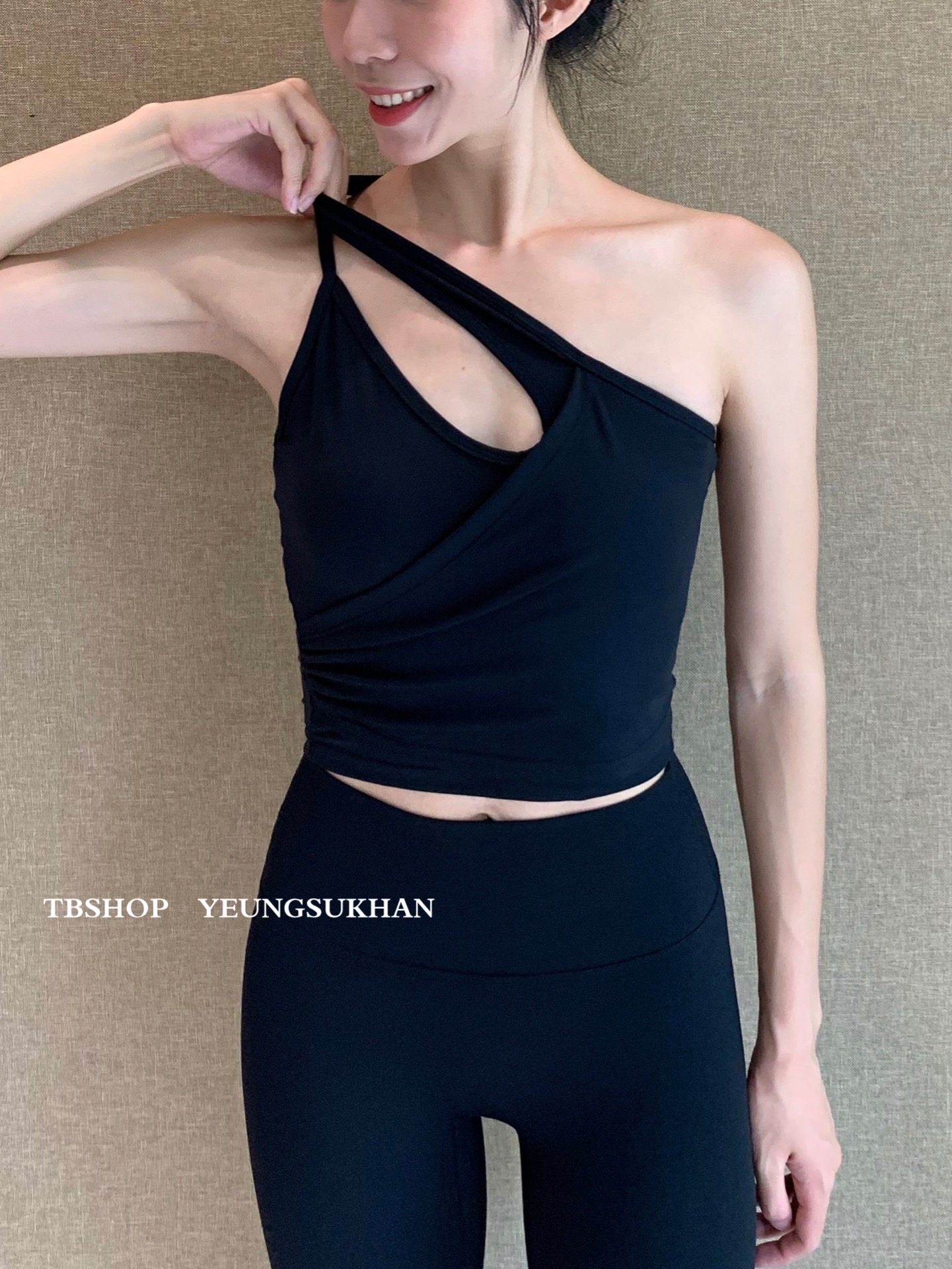 YEUNGSUKHAN oblique vest * super chic sports sling irregular sleeveless top ins wind yoga clothing