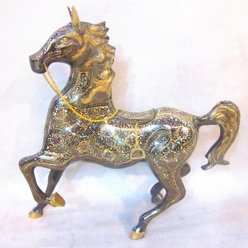 Pakistani traditional handicraft bronze carving colorful dots horses lead the horse to successful horse manufacturers