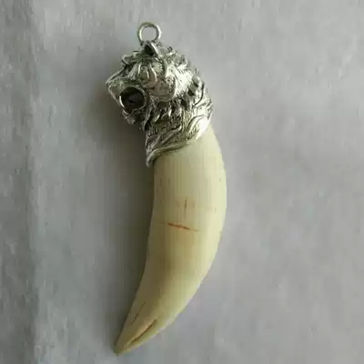 New product listing Wen play collection High imitation tiger teeth inlaid Tibetan silver tiger headgear pendant Pendant King Kong star moon pendant