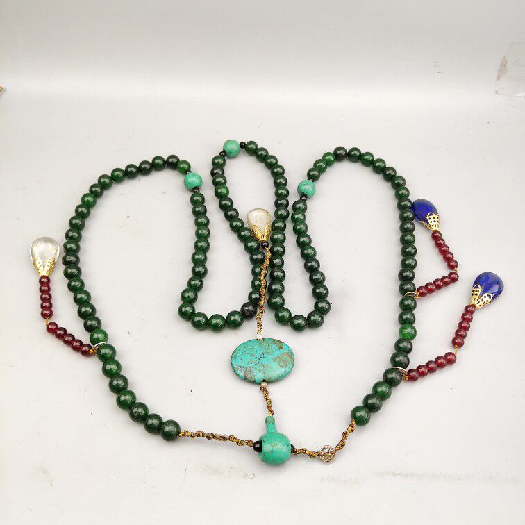 Ancient jade antique jade antique Qing dynasty king green old emerald quartz jade jade jade emerald dynasty pearl imitation ancient necklace pine stone glazed