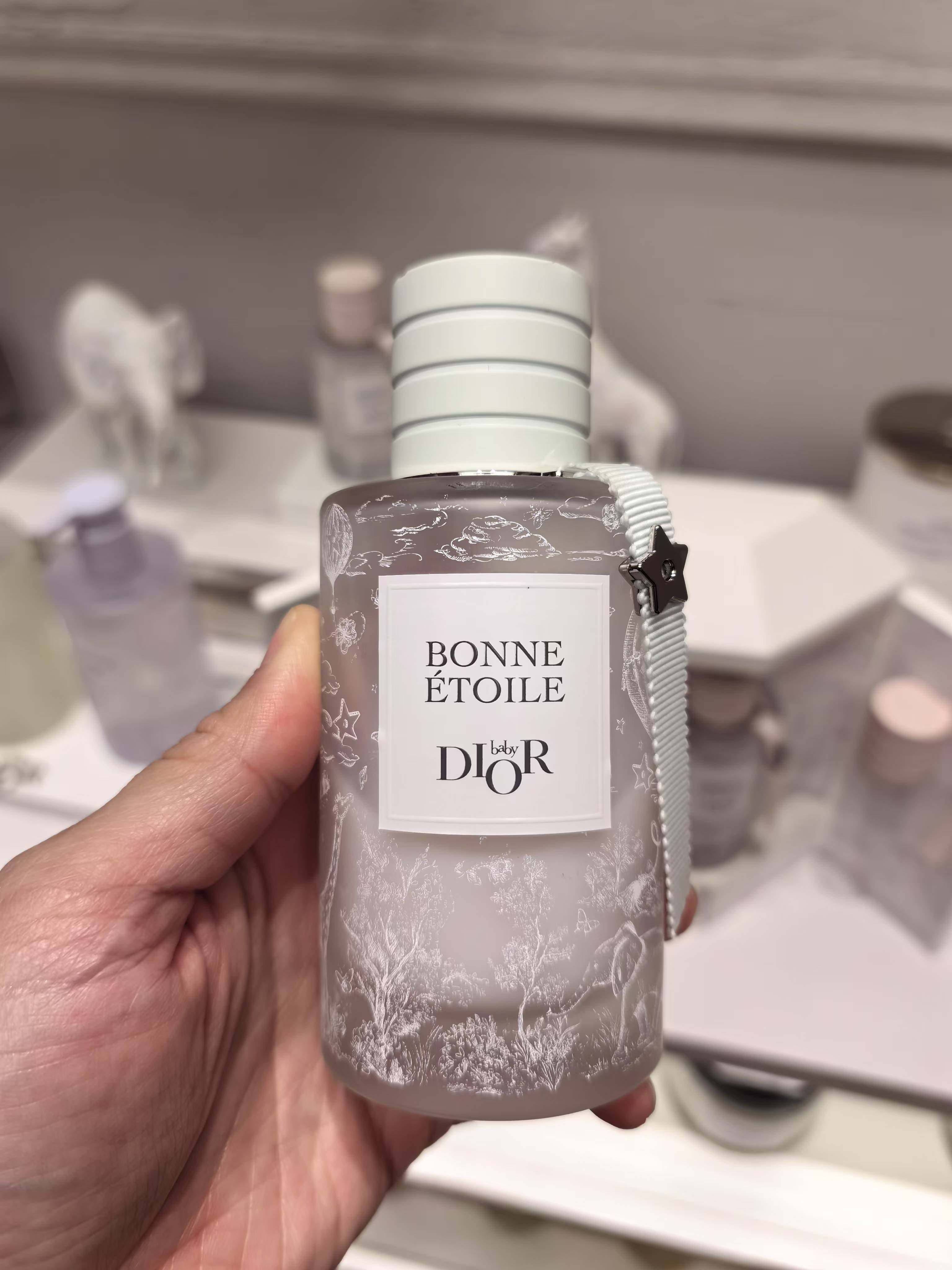 迪奥Dior宝宝香水2024 Baby Bonne Etoile：一场温柔果香的精准感官投资