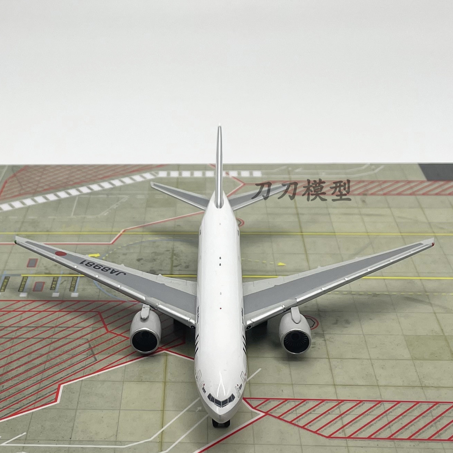 1:400 JAL日本航空波音B777-200 JA8981飞机模型收藏指南！这波情怀杀我