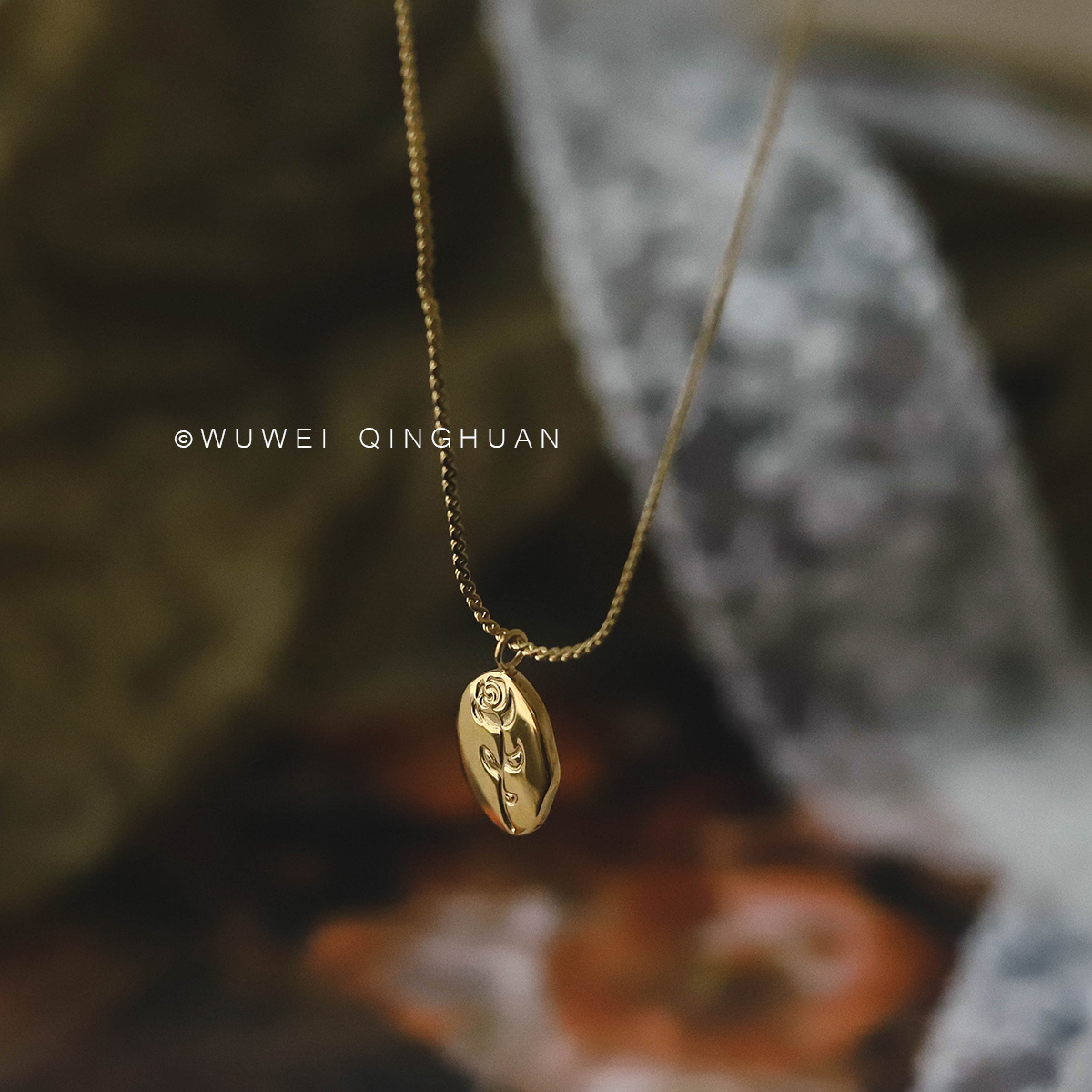 Outrageous Carnival Eternal Rose French Light Luxury Irregular Rose Necklace Delicate gentle kkkchain