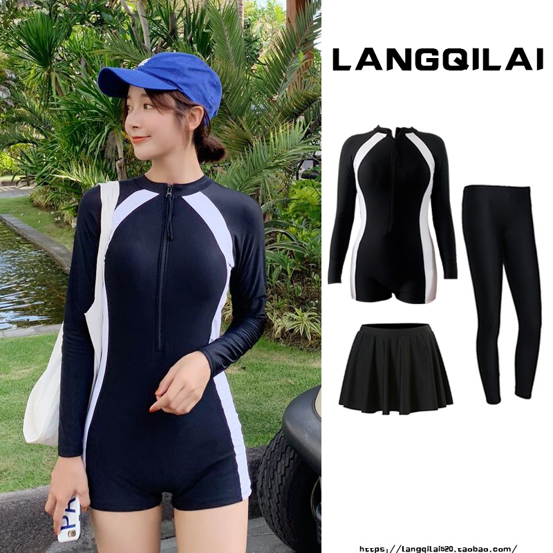 Long sleeve swimsuit woman with slim fit and flat corner jellyfish fashion black and white surf South Korean diving suit snorkeling
