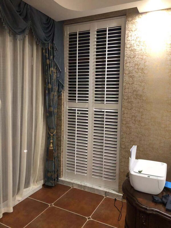 Factory Direct Sales of European-Style Solid Wood Pvc Louvered Doors and Blinds for Bathrooms, No Drilling Required, Can Be Measured On-Site