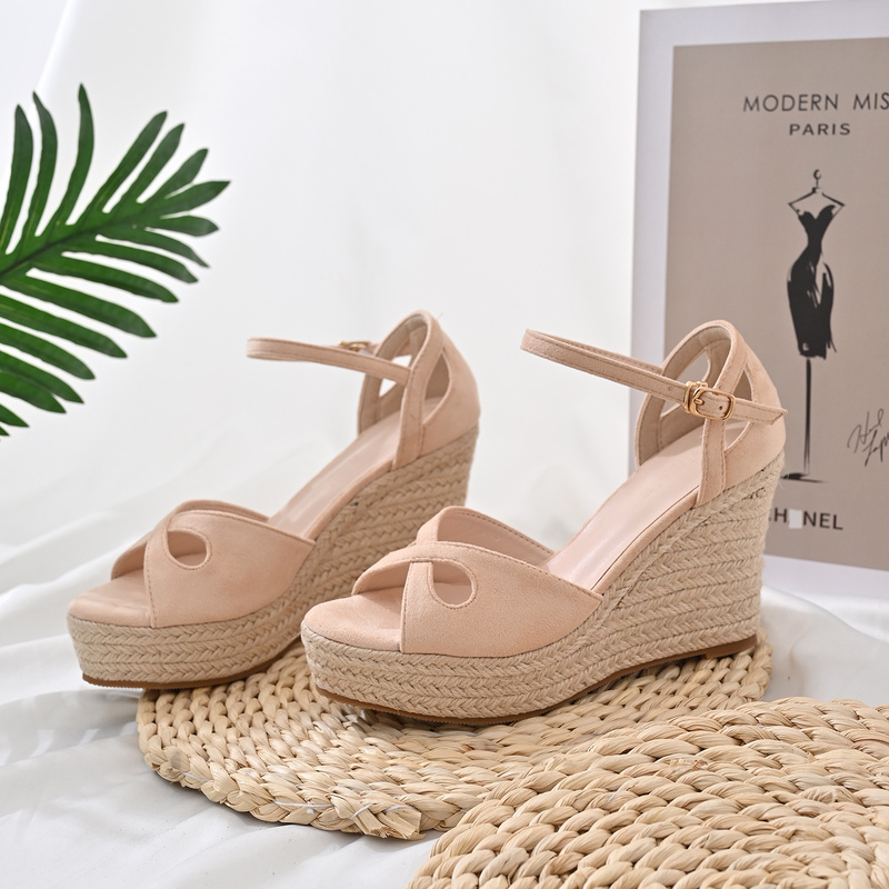 2026 Japanese Retro Wedge Sandals Women's High Heels Single Strap Thick-Soled Sandals Straw Woven Sweet Women's Shoes Summer Espadrilles