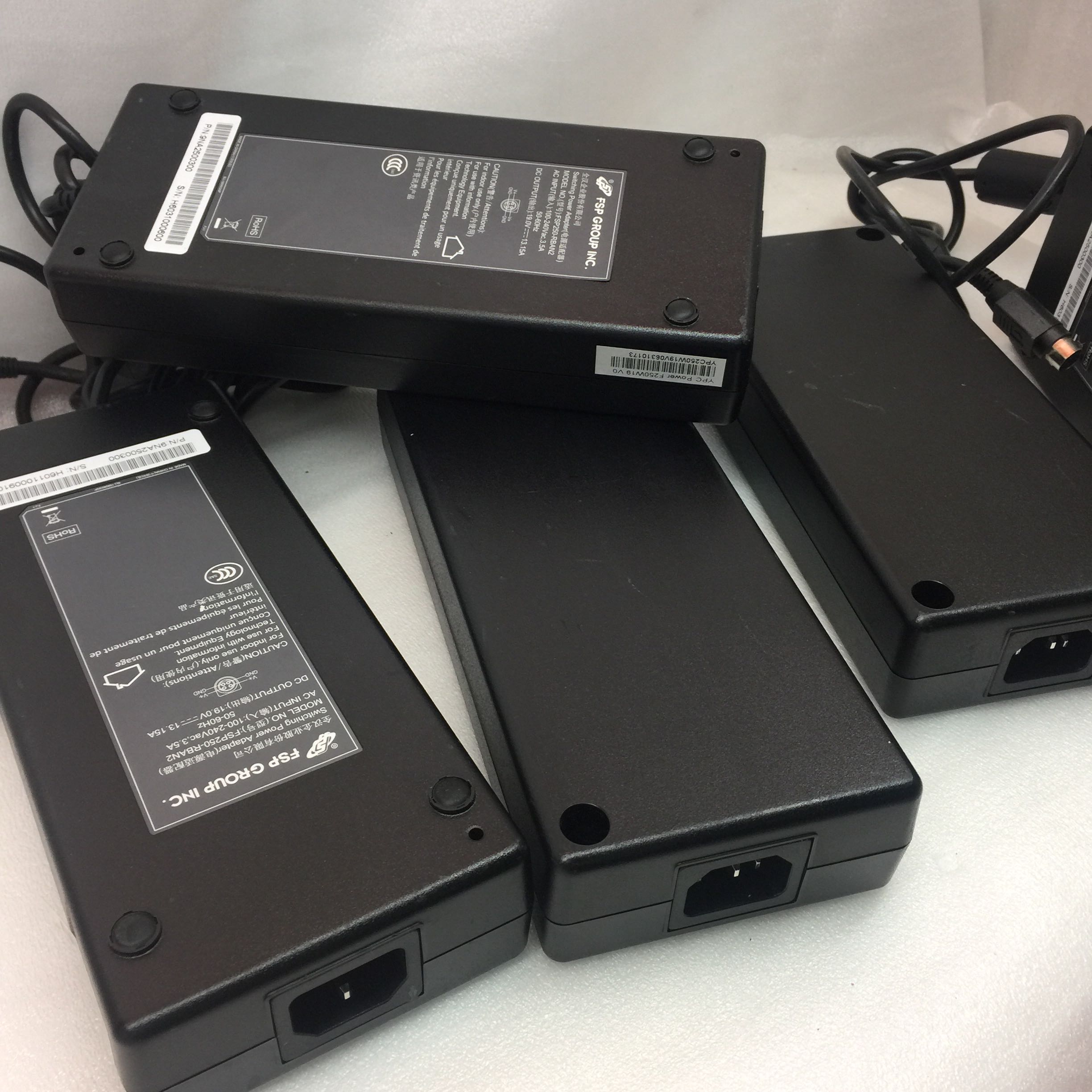 FSP250-RBAN2 FSP180-AHAN1 FSP High Power Industrial Power Adapter 19V 250W