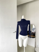 Внизу (пятно)