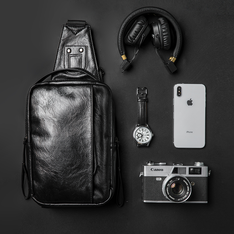 UMAN New Men's Chest Bag Skew Satchel Bag Fashion 100 Hitch Summer Single Shoulder Bag Black Light Weight Bag