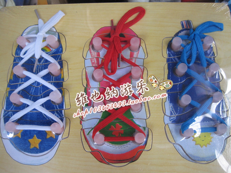Early childhood hands-on ability to train your baby's jigsaw puzzle tie shoestring early to teach parent-child wearing shoes with game toys