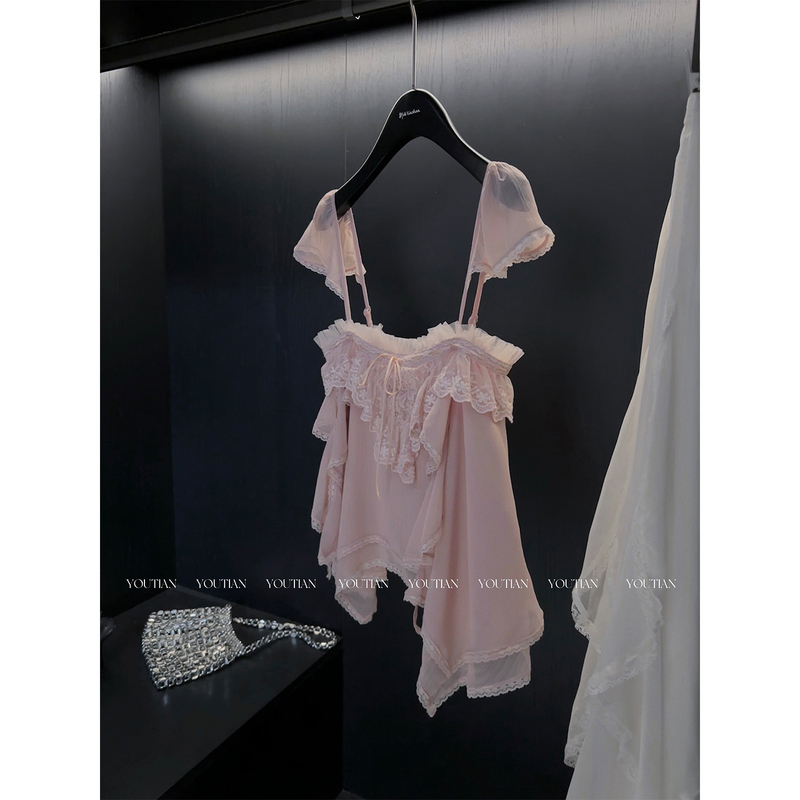 Arita Youtian Pink Camisole Short Top with Lace Trim, Sweet and Spicy Style, New Summer 2026 Top Arita Youtian Pink Camisole Short Top with Lace Trim, Sweet and Spicy Style, New Summer 2026 Top