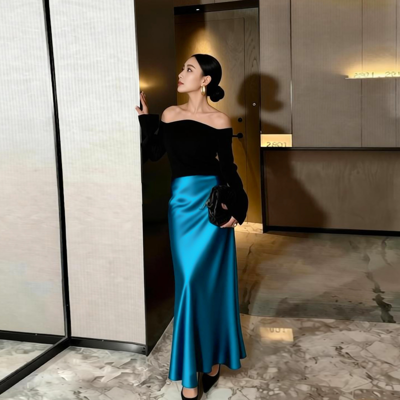 Super Beautiful Triacetate Draped Glossy High-End Satin High-Waisted Fishtail Skirt in Peacock Blue, Long Skirt Super Beautiful Triacetate Draped Glossy High-End Satin High-Waisted Fishtail Skirt in Peacock Blue, Long Skirt