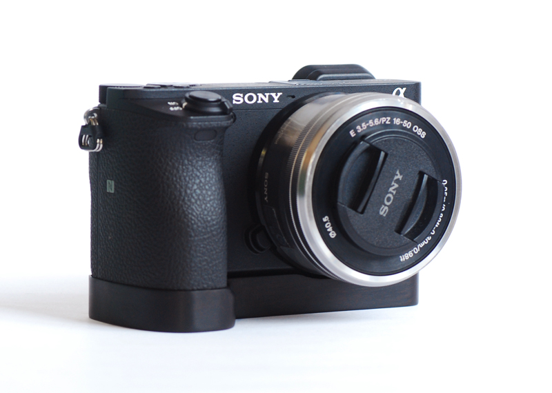 Old Tiger Pincers Studio Original Design Black Sandalwood Handle Suitable for Sony sony A6500