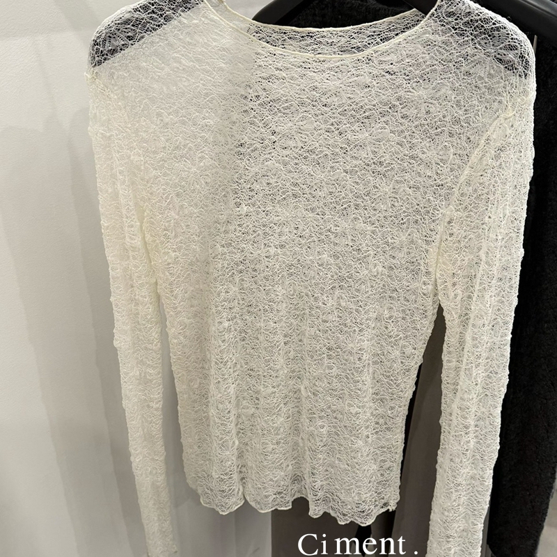 Ciment Gentle and Delicate French-Style Off-White Lace Bottoming Shirt with Long Sleeves