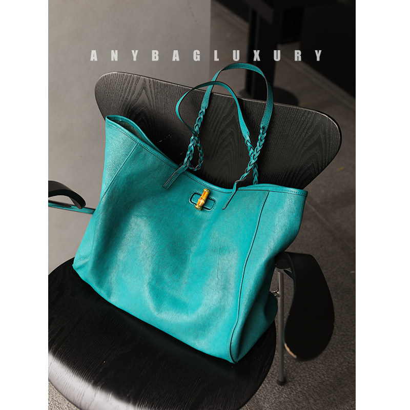 23 years of new peacock blue glutinous into bones, Italian sheep skin full - leather bag with large capacity Tot pack