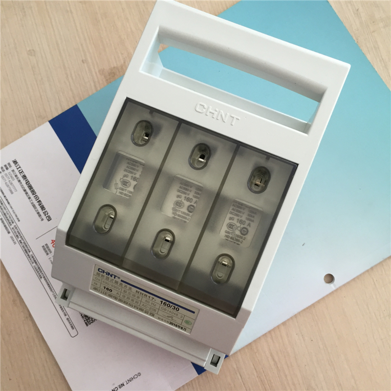 Zhengtai NHR17-160 30 3P 160A fuse-type isolating switch can be equipped with fusion core 100A 125A 63A