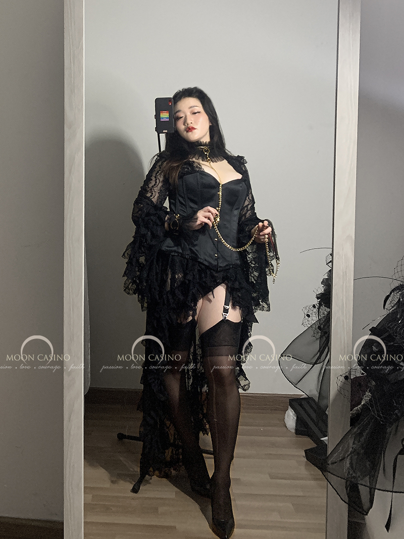 -- MoonCasino - - Los Cocoa Lace Fish Tail Coat