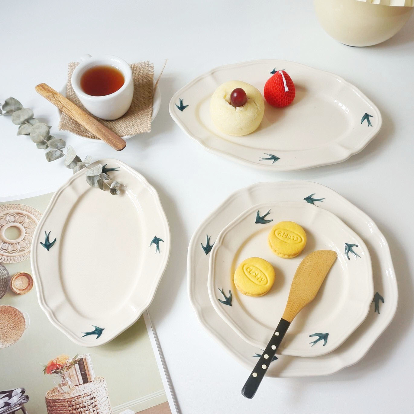 Japanese retro relief hand-painted swallow ceramic plate oval plate dessert plate dessert plate