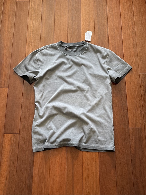 Abercrombie Fitch Men's Fashionable Casual Soft and Comfortable T-Shirt Sizes S XL XXL in Stock in the Usa Abercrombie Fitch Men's Fashionable Casual Soft and Comfortable T-Shirt Sizes S XL XXL in Stock in the Usa