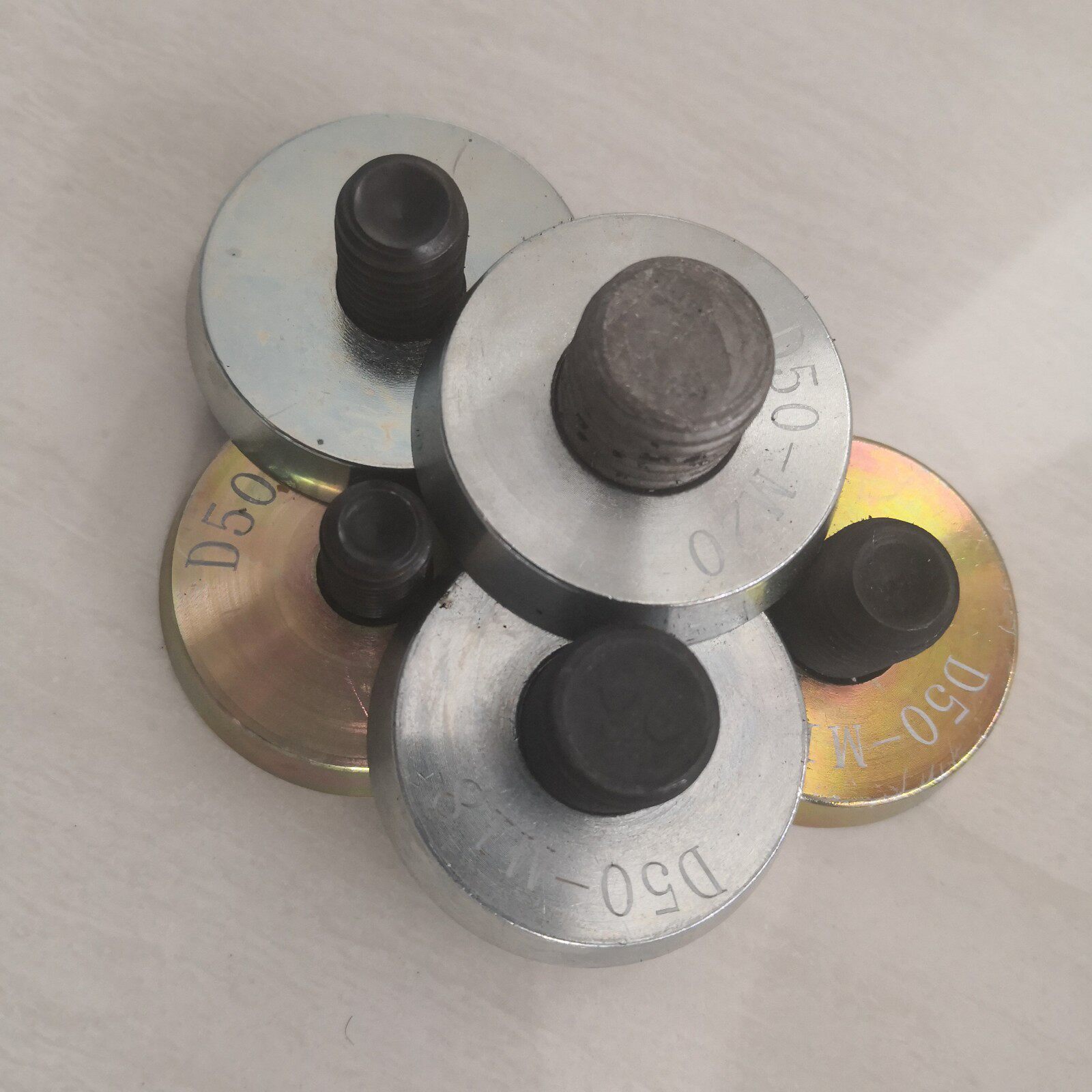 PC Magnetic Holder Wire Box Holder Magnetic Box Round Magnetic Holder D40 D50 D54